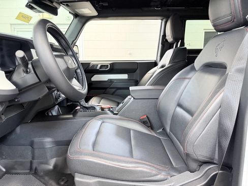 Used 2025 Ford Bronco Stroppe Edition AWD/4WD image 13