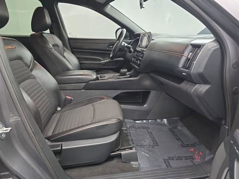 Used 2024 Nissan Pathfinder Rock Creek image 41