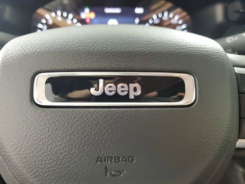 New 2026 Jeep Compass Latitude image 21