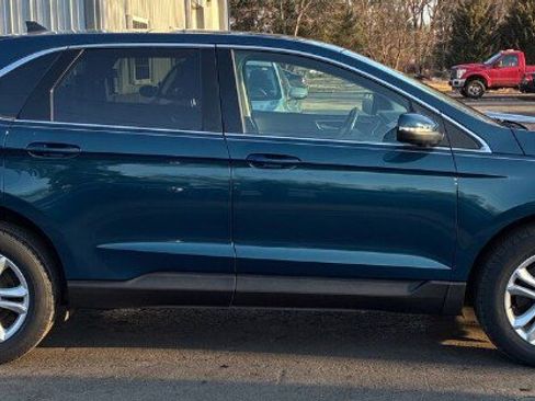 Used 2020 Ford Edge SEL w/ Convenience Package image 9