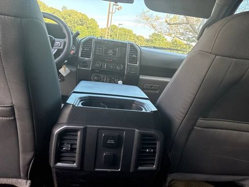Used 2016 Ford F150 XLT RWD image 8
