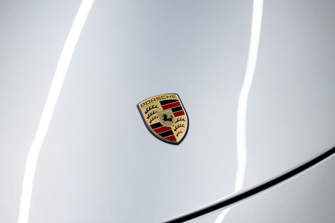 Used 2010 Porsche 911 Turbo AWD/4WD image 18