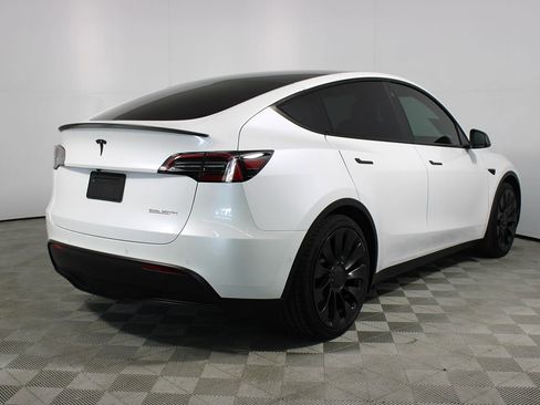 Used 2022 Tesla Model Y Performance image 35