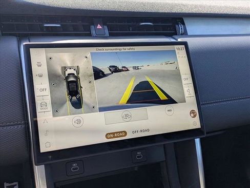 Used 2024 Land Rover Discovery Sport Dynamic SE image 14