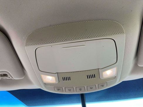 Used 2016 Ford Edge SEL FWD image 25