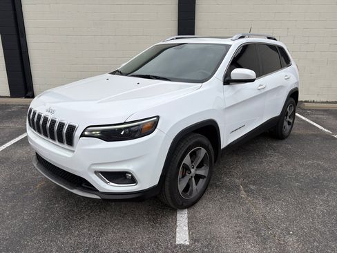 Used 2019 Jeep Cherokee Limited w/ Luxury Group image 1