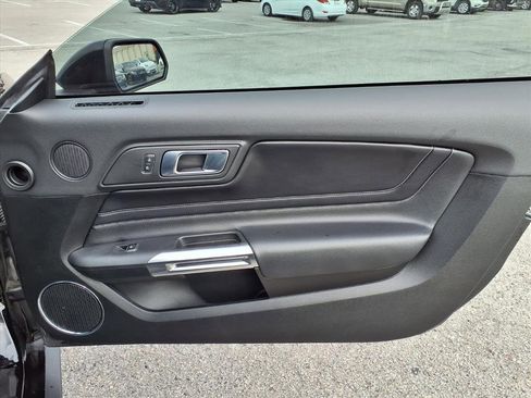 Used 2023 Ford Mustang GT Premium image 13
