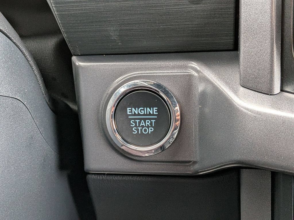 Used 2025 Ford F150 XLT w/ Equipment Group 302A MID AWD/4WD image 15