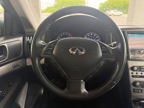 Used 2010 INFINITI G37 Journey w/ Premium Pkg RWD image 10