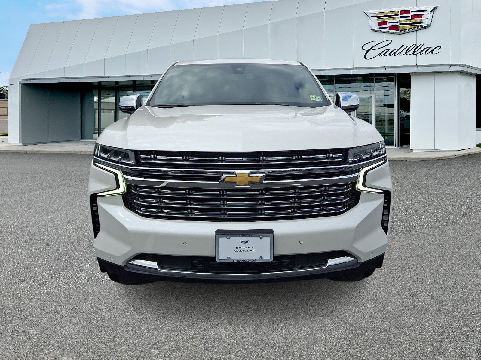 Used 2021 Chevrolet Tahoe Premier AWD/4WD image 2