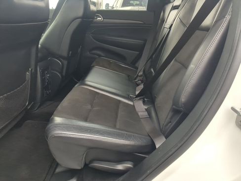 Used 2019 Jeep Grand Cherokee Altitude image 31