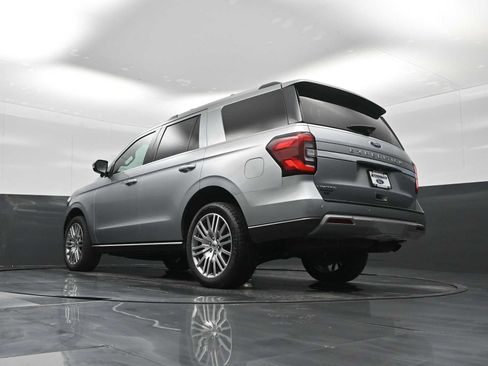 Used 2023 Ford Expedition Limited AWD/4WD image 37