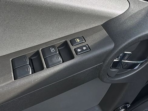Used 2015 Nissan Xterra S RWD image 10