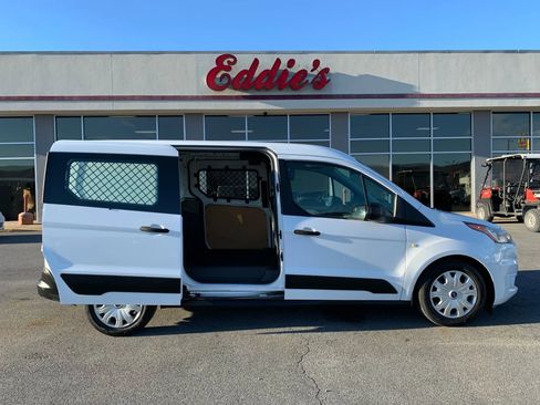 Used 2019 Ford Transit Connect XLT image 24