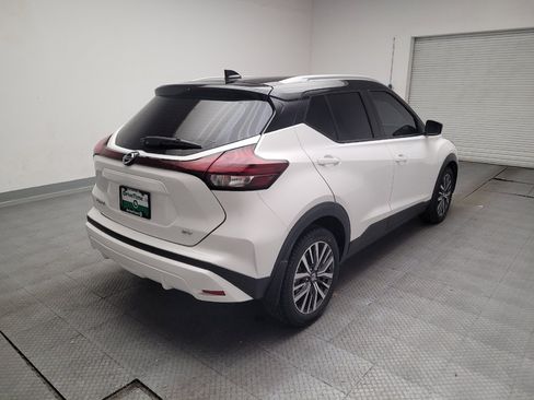 Used 2021 Nissan Kicks SV FWD image 9