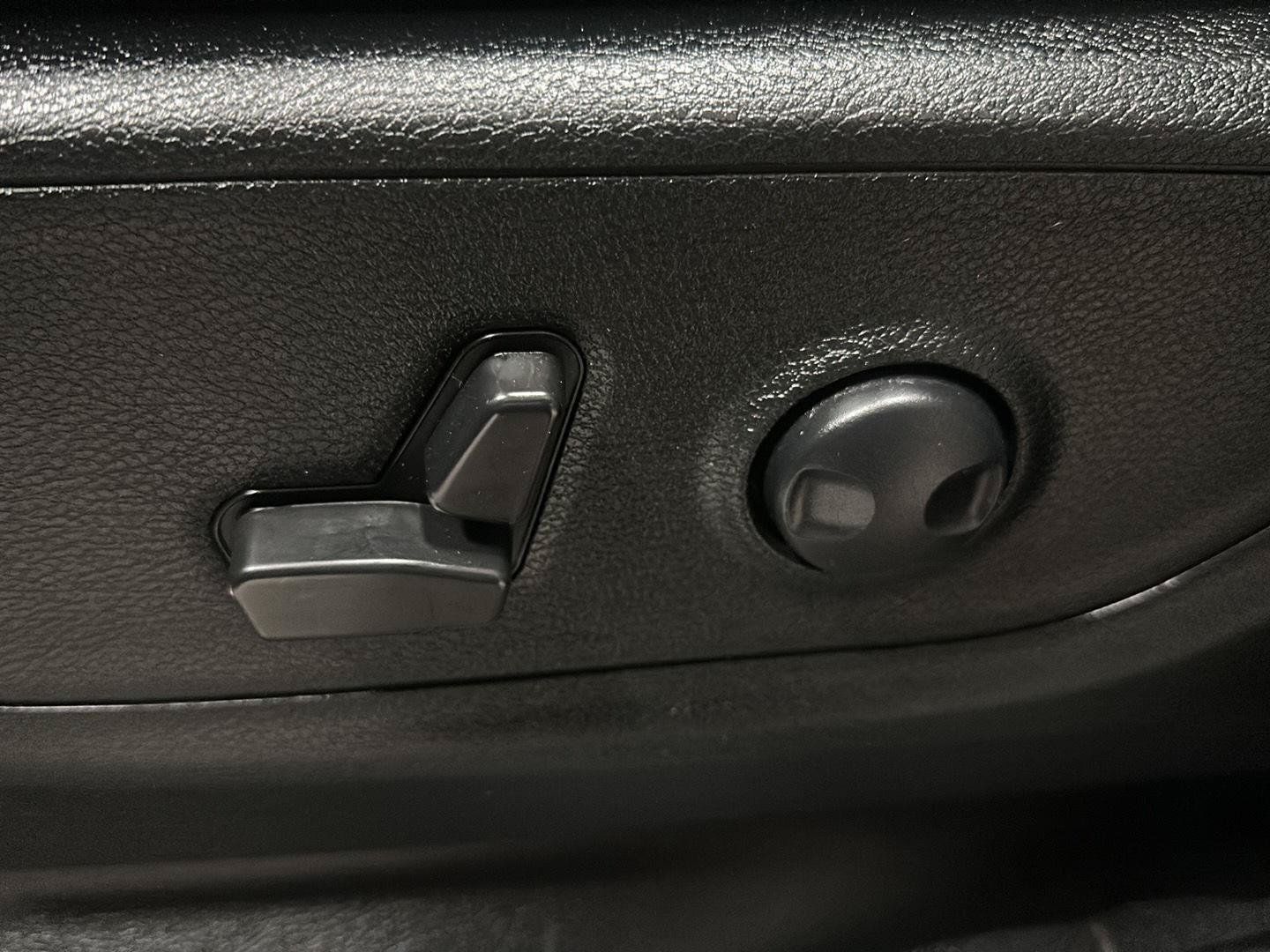 Used 2025 RAM 1500 Big Horn AWD/4WD image 17
