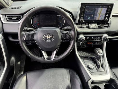 Certified 2019 Toyota RAV4 XSE image 12