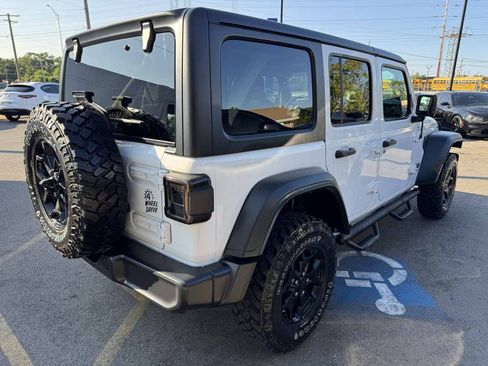 Used 2023 Jeep Wrangler Unlimited AWD/4WD image 5