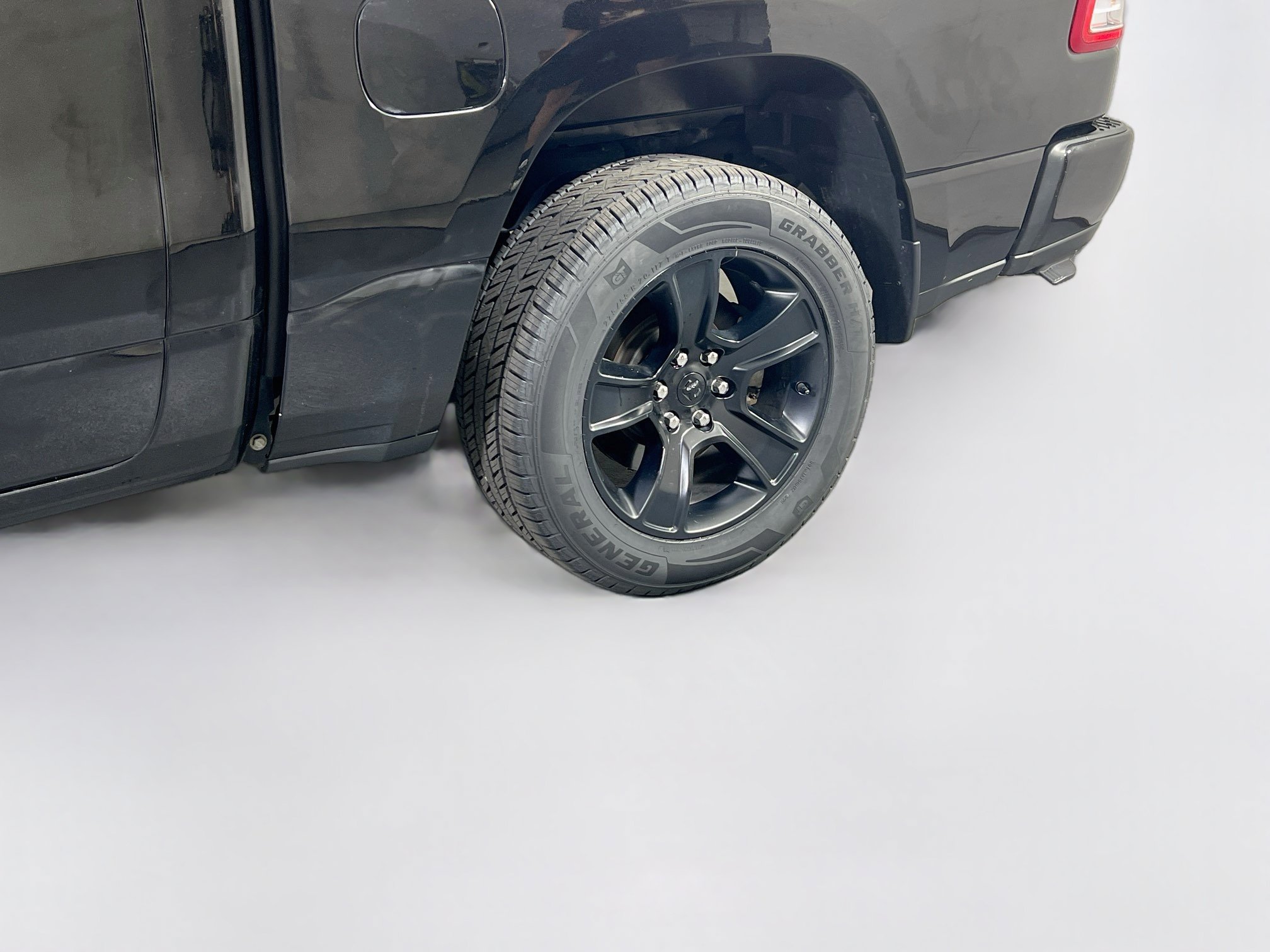 Used 2023 RAM 1500 Big Horn AWD/4WD image 30