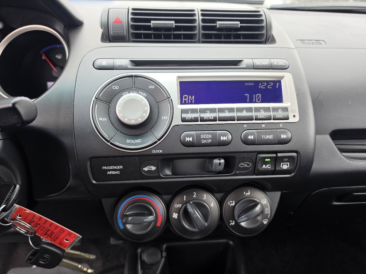 Used 2008 Honda Fit image 18