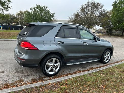 Used 2019 Mercedes-Benz GLE 400 4MATIC image 5