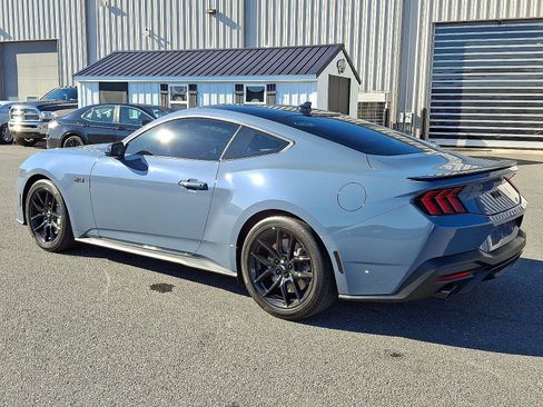 Used 2025 Ford Mustang GT image 7