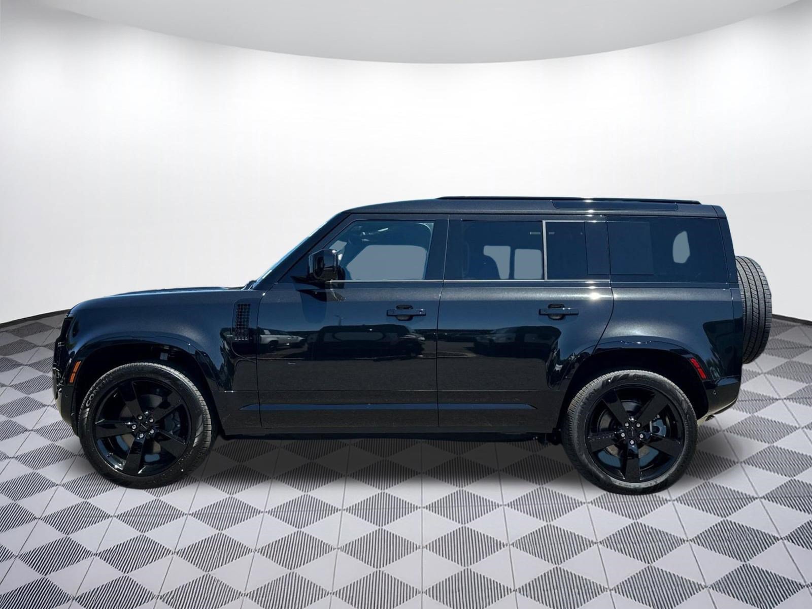 New 2026 Land Rover Defender 110 X-Dynamic SE AWD/4WD image 2