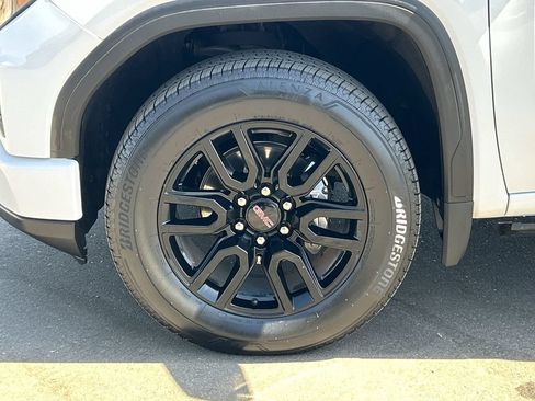 Used 2023 GMC Sierra 1500 Elevation AWD/4WD image 32