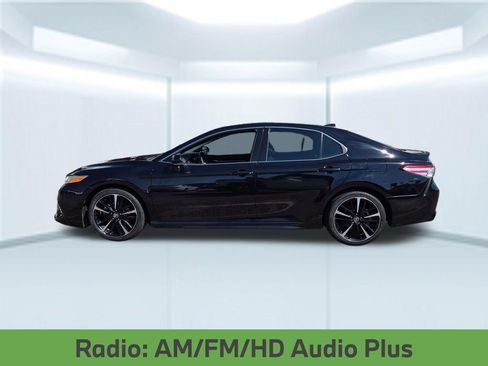Used 2020 Toyota Camry XSE FWD image 2