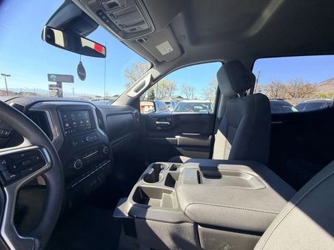 Used 2021 Chevrolet Silverado 1500 Custom Trail Boss w/ Safety Confidence Package AWD/4WD image 12