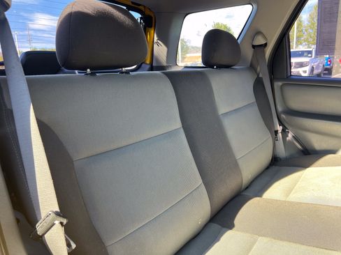 Used 2003 Ford Escape XLS AWD/4WD image 24