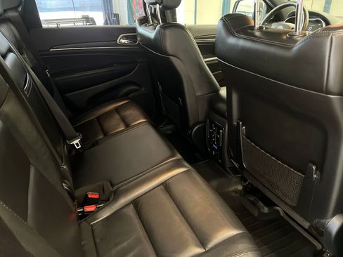 Used 2020 Jeep Grand Cherokee Limited AWD/4WD image 44