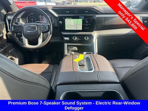 Used 2022 GMC Sierra 1500 Denali w/ Denali Reserve Package image 16