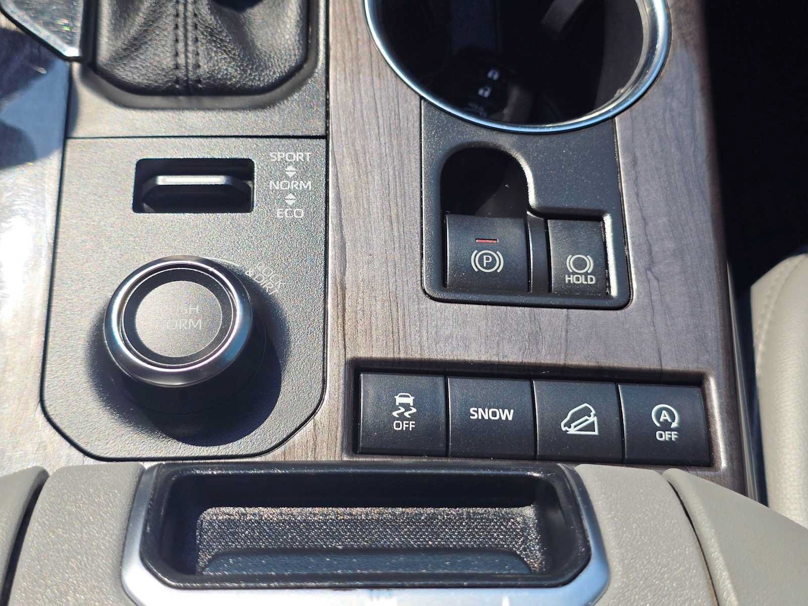 Used 2021 Toyota Highlander Limited AWD/4WD image 30