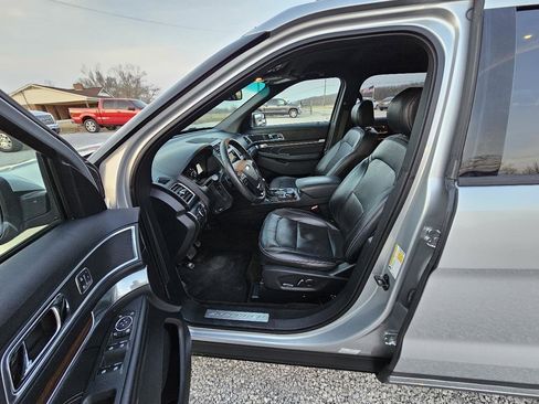 Used 2016 Ford Explorer Limited image 14