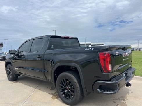 Used 2025 GMC Sierra 1500 Elevation AWD/4WD image 3
