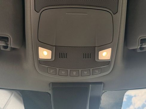 Used 2019 Ford F150 Lariat w/ FX4 Off-Road Package AWD/4WD image 32
