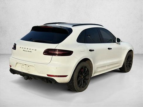 Used 2017 Porsche Macan Turbo image 5