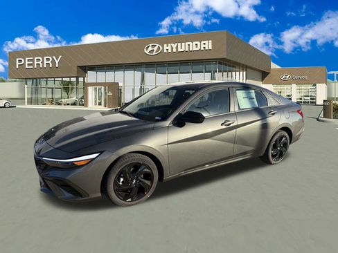 New 2026 Hyundai Elantra Sport image 1