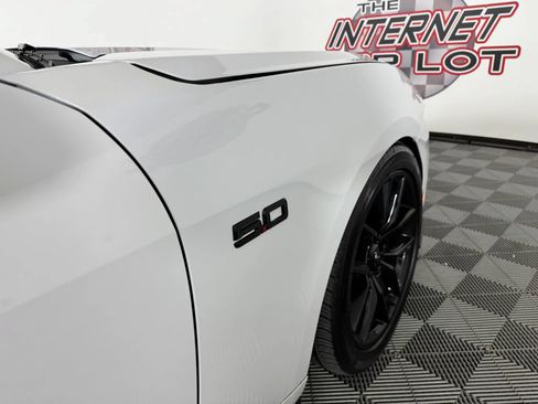 Used 2024 Ford Mustang GT RWD image 27