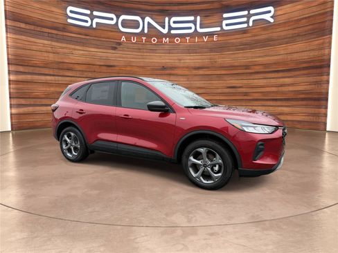 New 2026 Ford Escape ST-Line w/ Tech Pack #1 AWD/4WD image 8