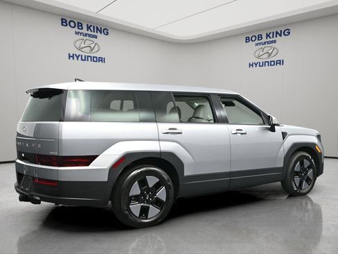 New 2026 Hyundai Santa Fe SE FWD image 4