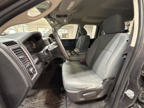 Used 2019 RAM 1500 Express image 18