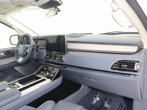 Used 2023 Lincoln Navigator Black Label image 46