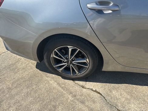 Used 2023 Kia Forte LXS image 16