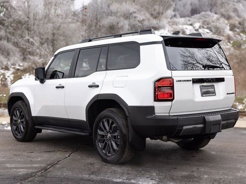 Used 2025 Toyota Land Cruiser w/ Premium Package image 6