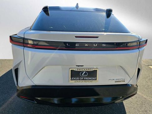 Used 2023 Lexus RZ 450e Premium w/ Technology Package image 4