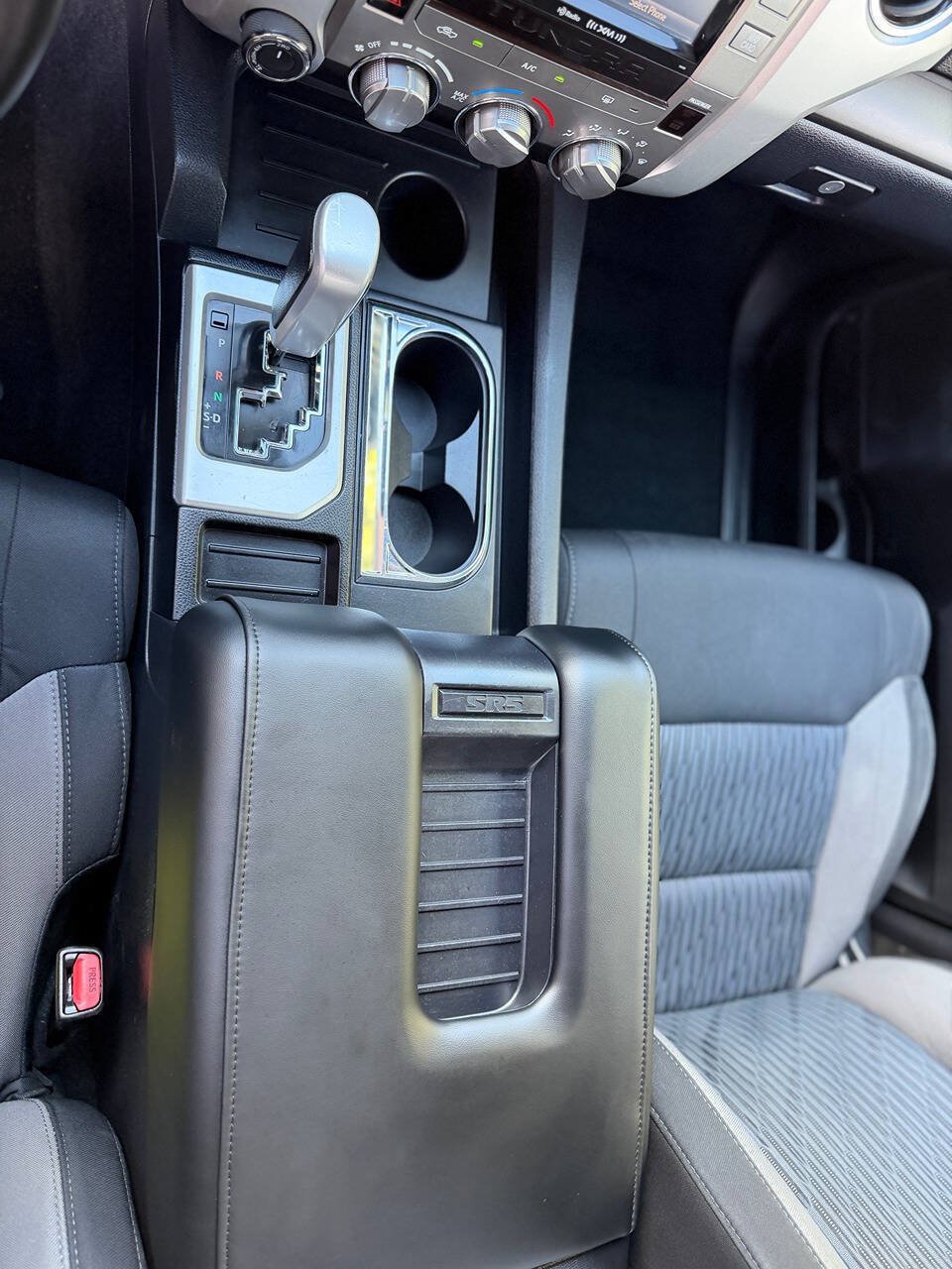 Used 2017 Toyota Tundra SR5 w/ TRD Off Road Package AWD/4WD image 35