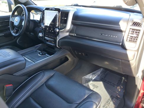 Used 2020 RAM 1500 Limited image 11