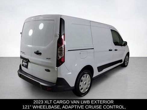 Used 2023 Ford Transit Connect XLT image 3